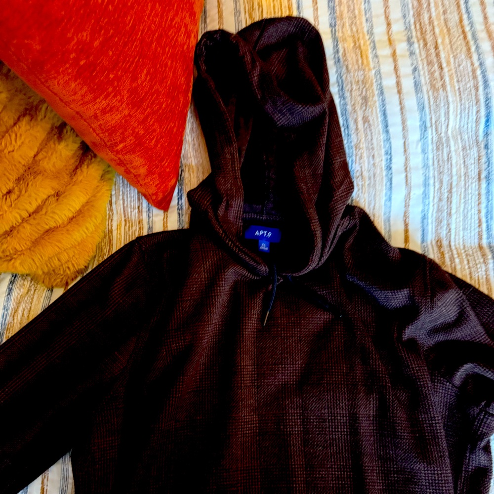 Brown Sweatshirt